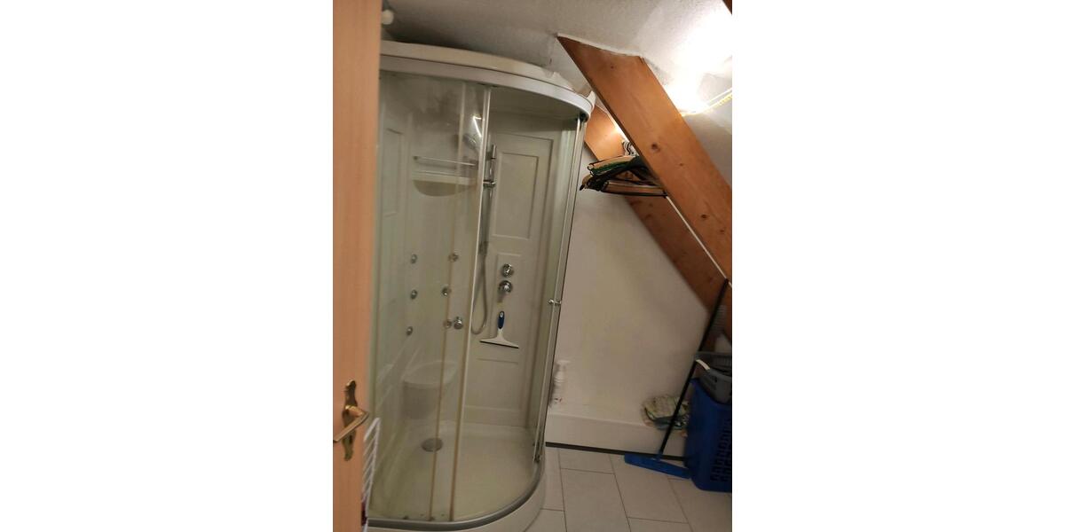 Dachgeschoßwohnung Berlin Reinickendorf - 1.5 Zimmer, 25 m&sup2;, 650&euro; | Angebot:24664651