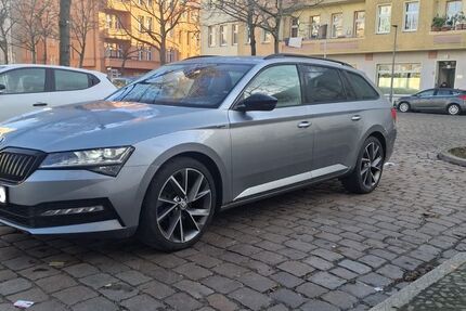 Skoda Superb 228.000 km 15.990 &euro; Berlin 12057