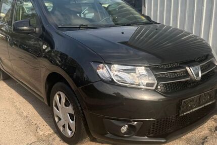 Dacia Sandero 164.000 km 2.990 &euro; Berlin 12277