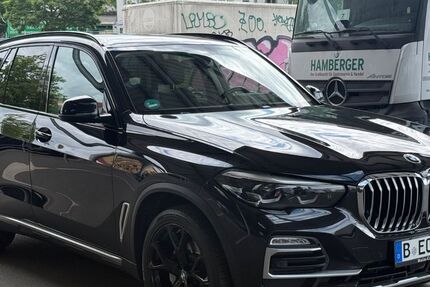 BMW X5 163.000 km 36.999 &euro; berlin 13347