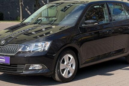 Skoda Fabia 23.076 km 13.499 &euro; Berlin 13089
