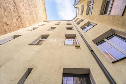 Wohn- und Geschäftshaus im Zentrum von Friedrichshain zimmer