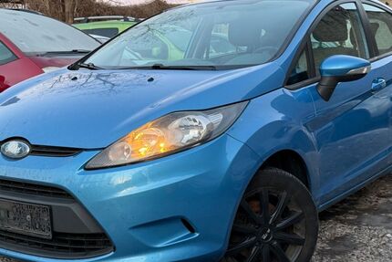 Ford Fiesta 345.000 km 2.450 &euro; Berlin 10245