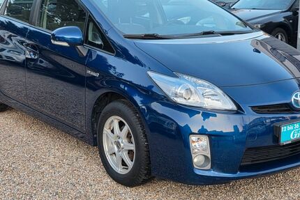 Toyota Prius 60.000 km 10.999 &euro; Berlin 13589