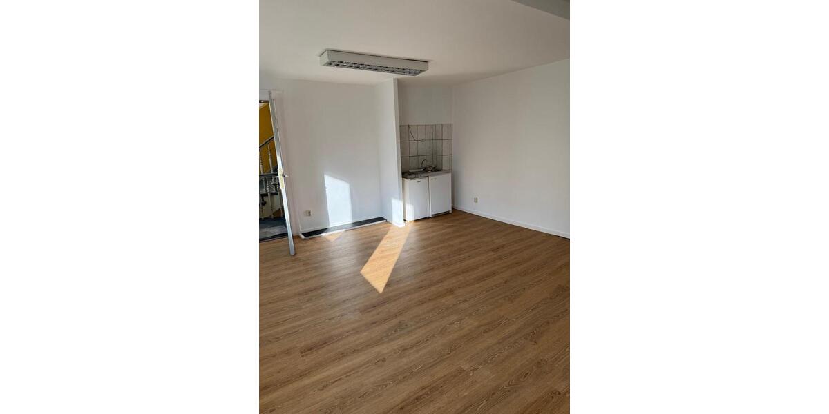 Gewerbeobjekt Berlin Reinickendorf - 350&euro; | Angebot:26223791