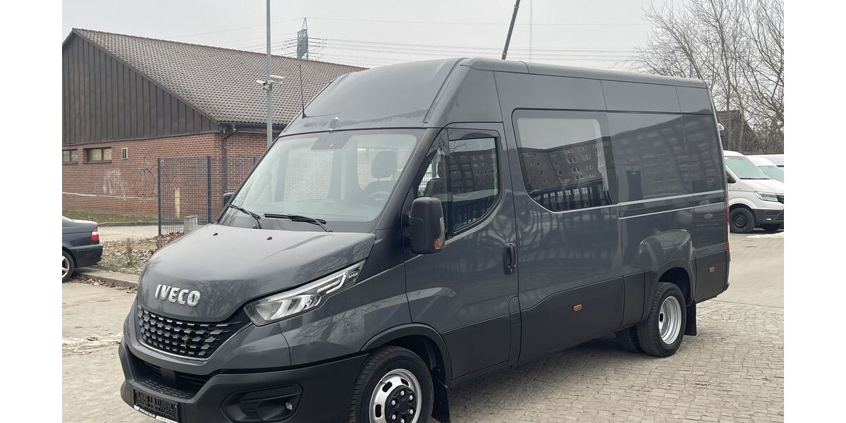 IVECO Andere 238.000 km 23.900 &euro; Berlin 12681
