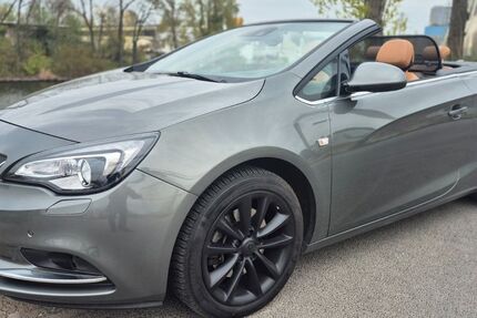 Opel Cascada 87.350 km 13.999 &euro; Berlin 13629