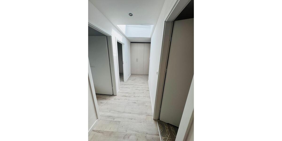 Dachgeschoßwohnung Berlin Spandau - 3 Zimmer, 56 m&sup2;, 1.600&euro; | Angebot:26441938