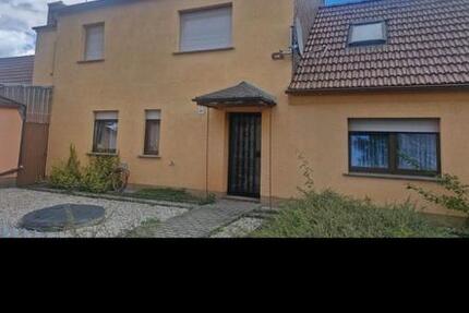 Haus Berlin Mitte - 4 Zimmer, 100 m&sup2;, 95.000&euro; | Angebot:24784401