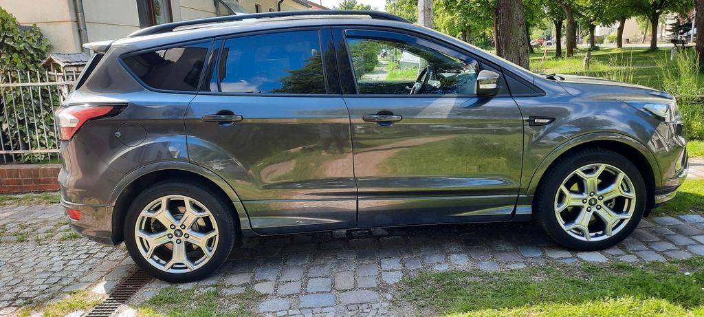 Ford Kuga 104.000 km 13.800 &euro; Panketal 16341