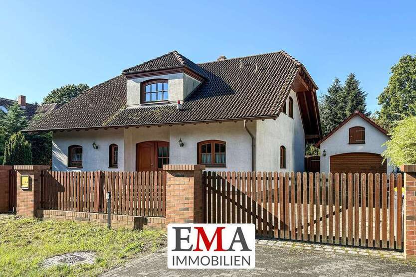 Haus zum Kaufen in Falkensee 735.000 € 160 m²