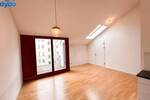 !! Diese wunderschöne Zwei-Zimmerwohnung wartet auf Sie !! EBK + Balkon + Stellplatz