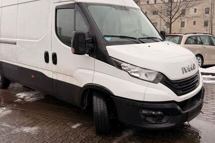 IVECO Andere 54.152 km 26.990 &euro; Erkner 15537