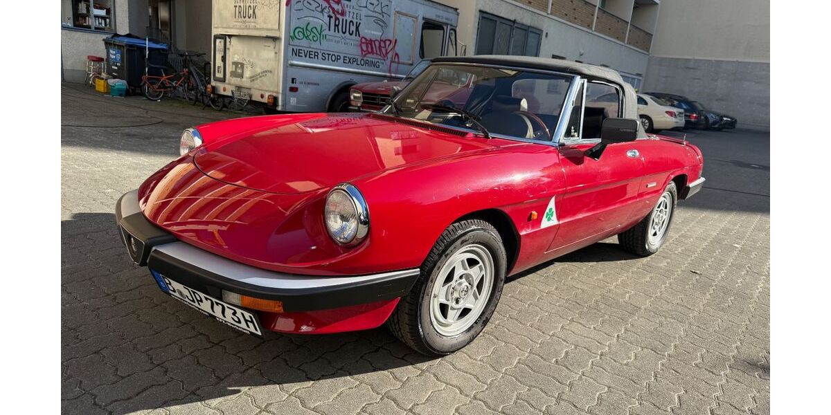 Alfa Romeo Spider 152.000 km 18.999 &euro; Berlin 10629