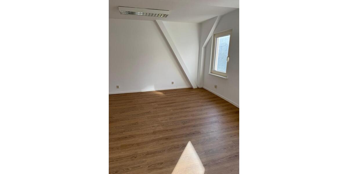 Gewerbeobjekt Berlin Reinickendorf - 350&euro; | Angebot:26223791