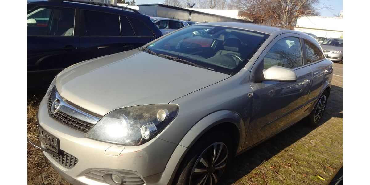 Opel Astra 150.000 km 1.900 &euro; Berlin 12249