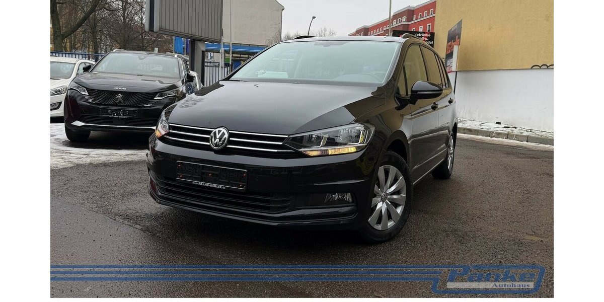 VW Touran Comfortl.DSG BT110 TSI*7Sitz*NAV*ACC*PDC* 40.678 km 22.990 &euro; Berlin 13187