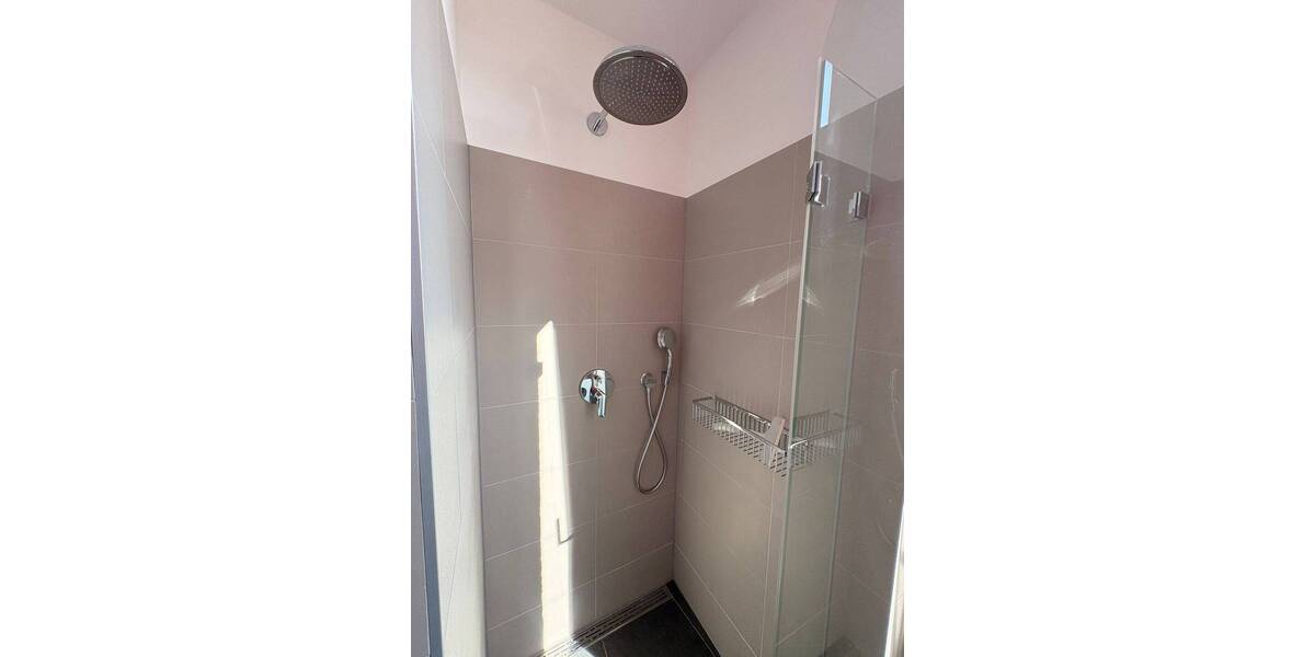 Etagenwohnung Berlin Kreuzberg - 2 Zimmer, 75 m&sup2;, 2.600&euro; | Angebot:26608594