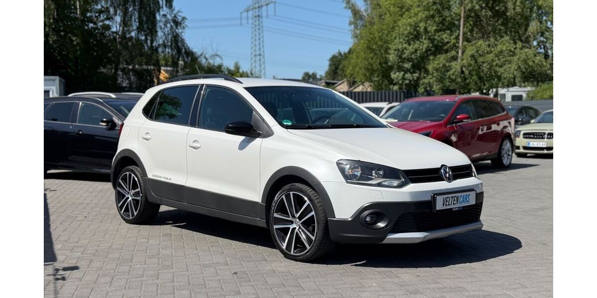 VW Polo 135.643 km 7.499 &euro; Velten 16727