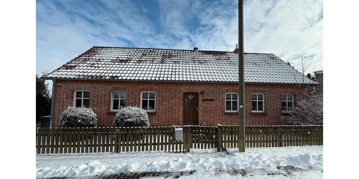 Einfamilienhaus Berlin Mitte - 2.5 Zimmer, 97 m&sup2;, 210.000&euro; | Angebot:25394903