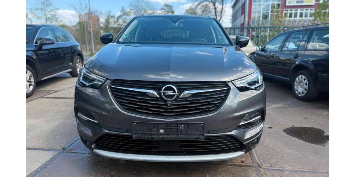 Opel Grandland (X) 160.829 km 13.390 &euro; Berlin 12351