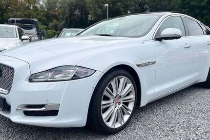 Jaguar XJ 94.011 km 21.990 € Potsdam 14482