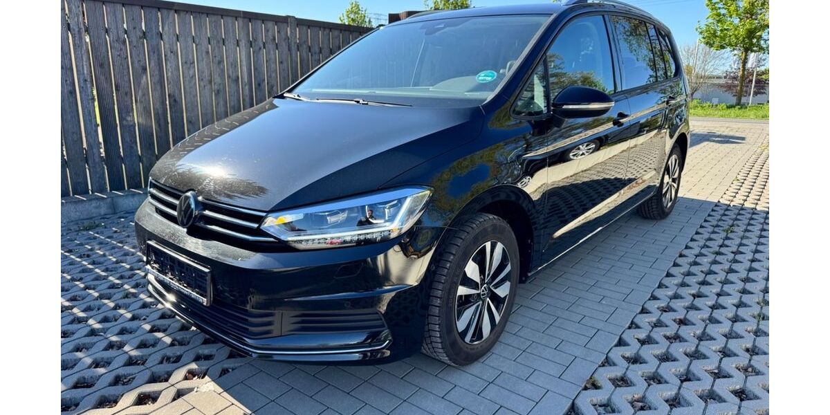 VW Touran 22.200 km 29.900 &euro; Rüdersdorf-Tasdorf 15562