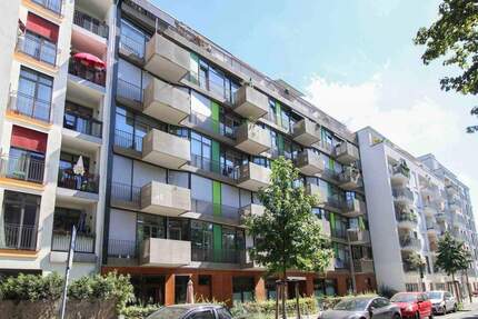 Bezugsfreie Erdgeschosswohnung aus dem Jahr 2016 mit flexibler Raumaufteilung und 2 Terrassen 3 zimmer