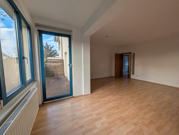 Etagenwohnung Falkensee - 3 Zimmer, 78 m&sup2;, 1.080&euro; | Angebot:26586486
