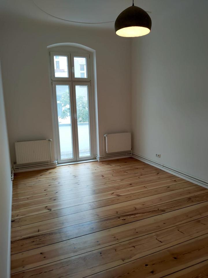 Sanierte 3-Zimmer-W. in Berlin MoabitBalkonEBK(PROVISIONSFREI)