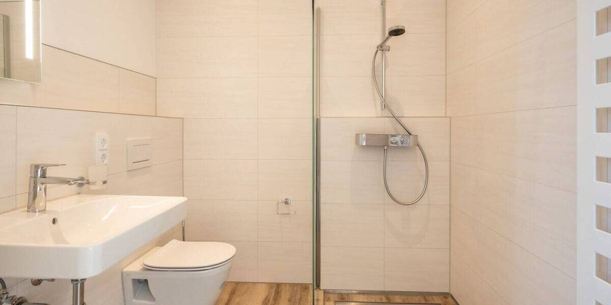 Architektonischer Hingucker: Neubau Wohnung (EG) im lichtdurchfluteten CUBE von Birkenwerder 3 zimmer