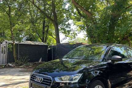 Audi A1 89.000 km 10.800 € Berlin 14163