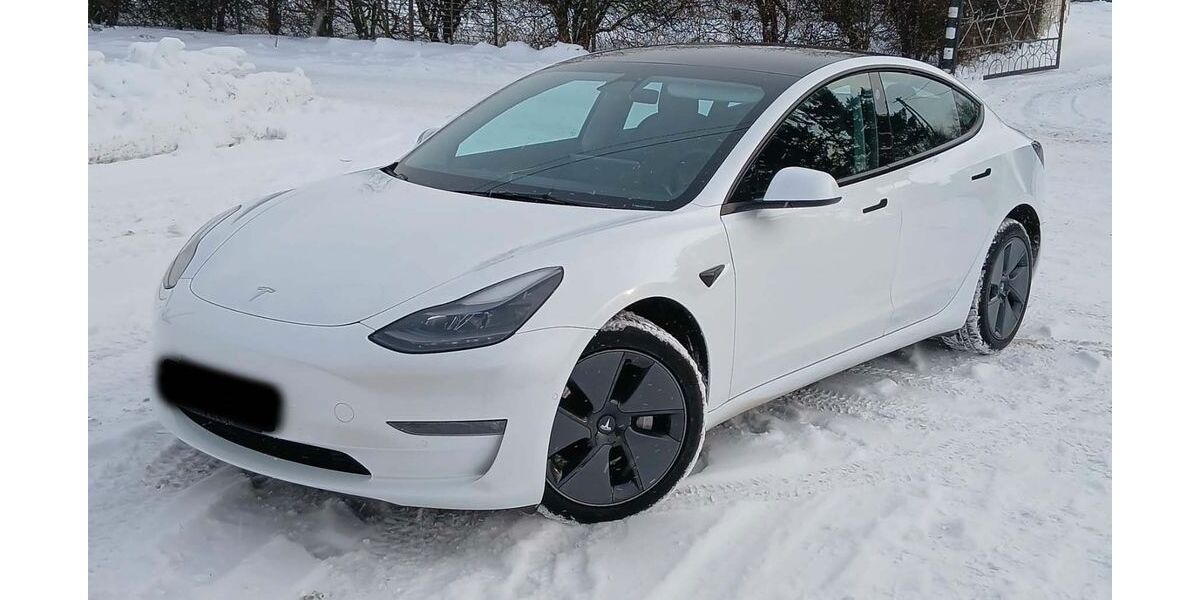 Tesla Model 3 71.000 km 24.999 &euro; Berlin 13349