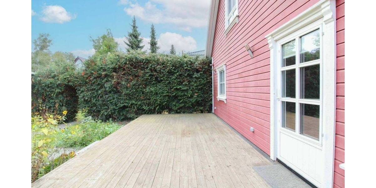 Einfamilienhaus Stahnsdorf Güterfelde - 5 Zimmer, 137 m&sup2;, 675.000&euro; | Angebot:26128311