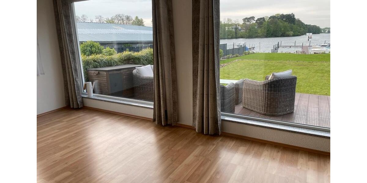 Bungalow Erkner - 2 Zimmer, 72 m&sup2;, 1.699&euro; | Angebot:25766732