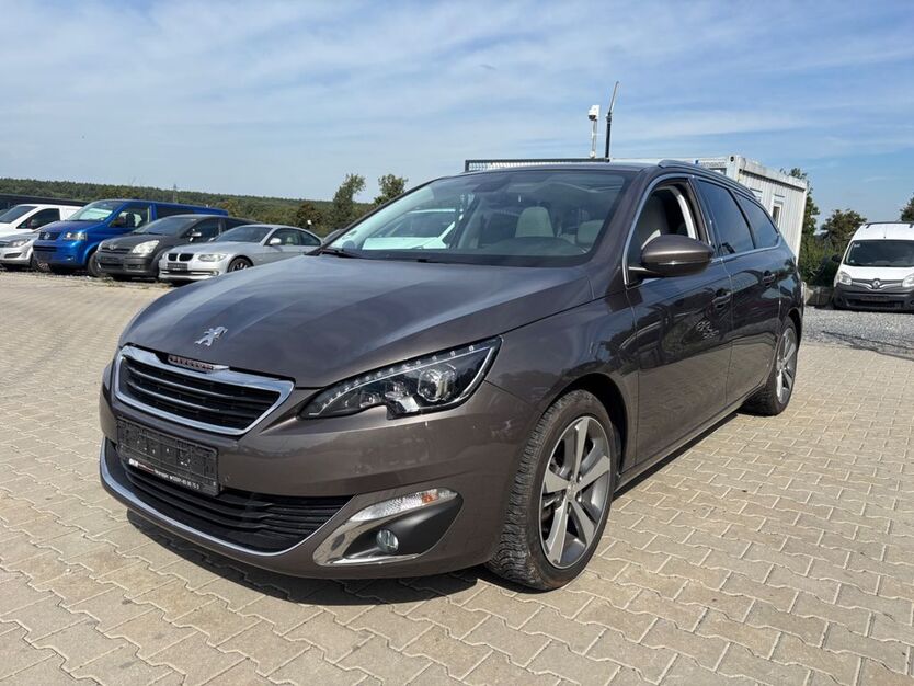 Peugeot 308 84.500 km 10.999 € Wildau 15745