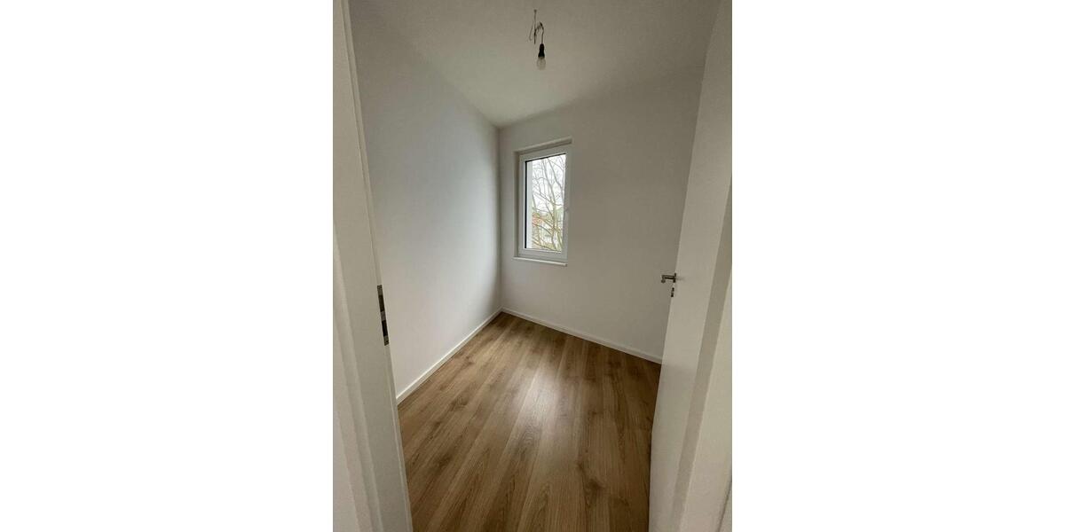 Einfamilienhaus Hohen Neuendorf Bergfelde - 4 Zimmer, 140 m&sup2;, 1.894&euro; | Angebot:22167409