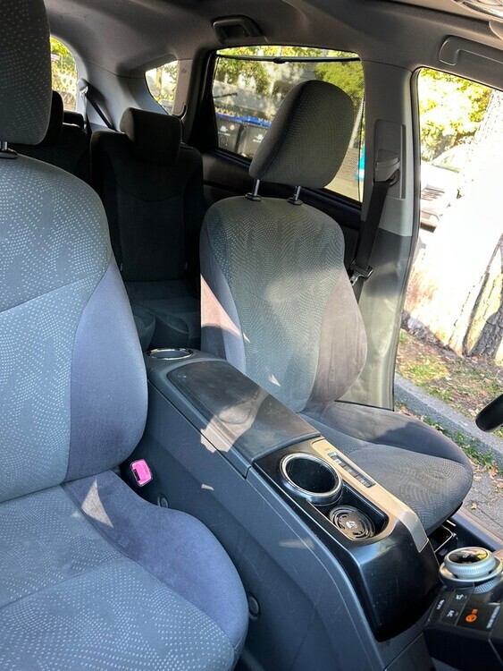 Toyota Prius Plus 244.000 km 8.250 € Berlin 10178