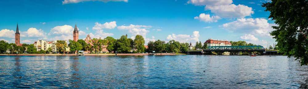 DACHGESCHOSSWOHNUNG MIT BALKON UND DIREKTEM WASSERBLICK... 4 zimmer