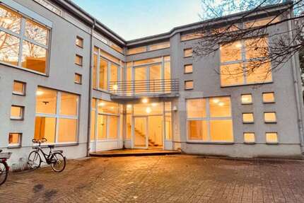 Gewerbeobjekt Berlin Spandau - 2.400&euro; | Angebot:24893910