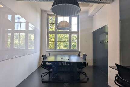 Büro in Berlin 1.871 € 29 m²