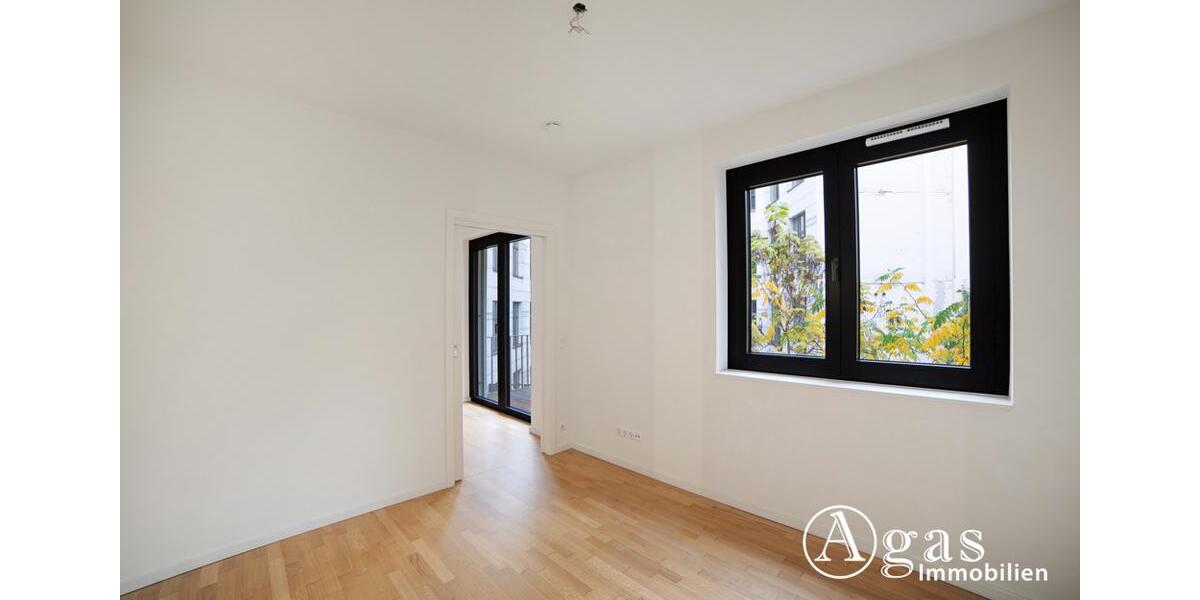 Etagenwohnung Berlin Mitte - 2 Zimmer, 52 m&sup2;, 1.510&euro; | Angebot:24749016