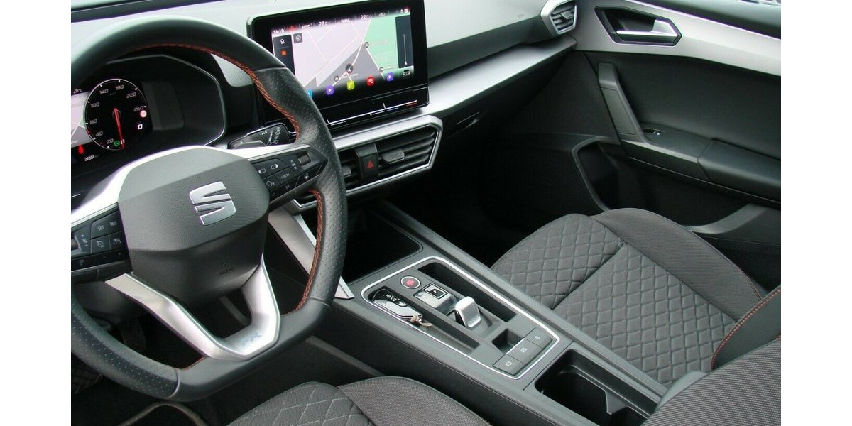 Seat Leon 1.5TSi Hybrid FR ACC LED Kamera 26.551 km 24.980 &euro; Falkensee 14612