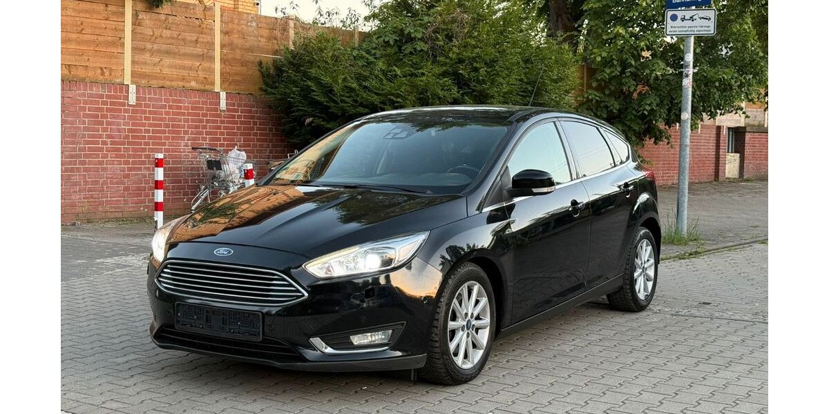 Ford Focus 212.000 km 6.450 &euro; Berlin 12527