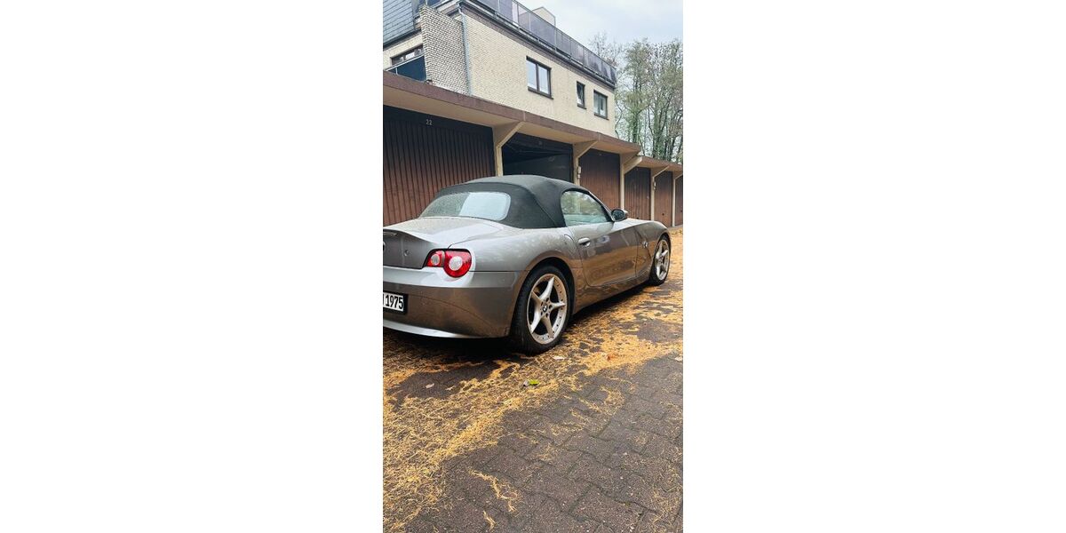 BMW Z4 129.960 km 13.900 &euro; Berlin 13055