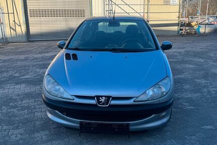 Peugeot 206 108.000 km 2.200 &euro; Berlin 12349
