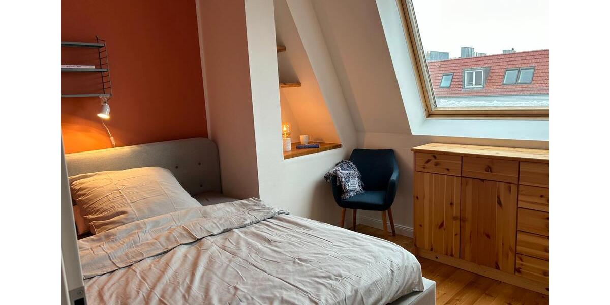 Dachgeschoßwohnung Berlin Pankow - 4 Zimmer, 105 m&sup2;, 2.650&euro; | Angebot:26647751