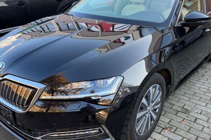 Skoda Superb 48.000 km 24.888 &euro; Berlin 13599