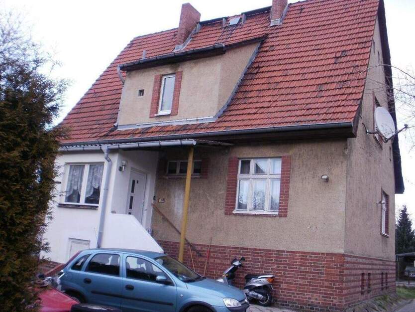 Schulzendorf: Vielseitiges Einfamilienhaus zum kurzfristigen Bezug, im Alleinauftrag.