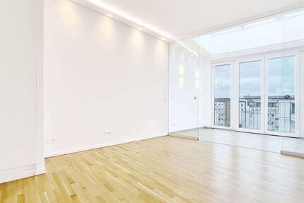 Wohnung Berlin Charlottenburg-Wilmersdorf - 2 Zimmer, 50 m&sup2;, 1.150&euro; | Angebot:24980654